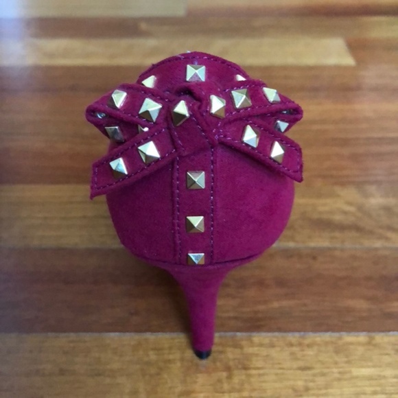 Elle Red Bow Studded Heels - Picture 4 of 7